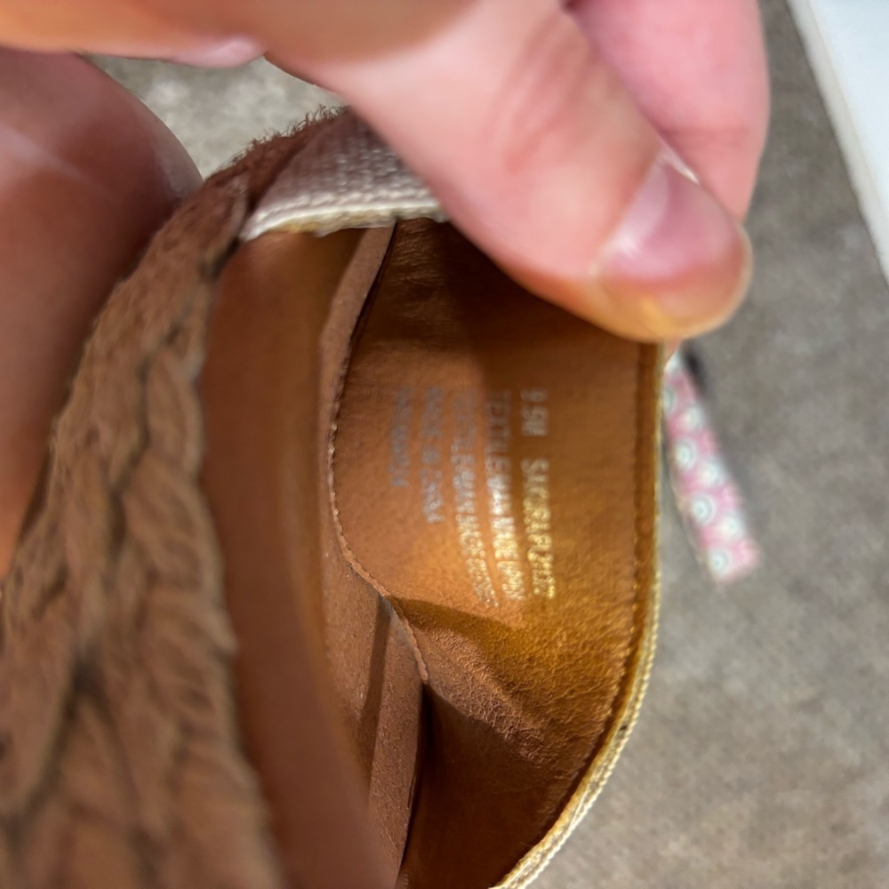 Tommy Bahama Beige Canvas Espadrille Wedge Sandals - Picture 6 of 7